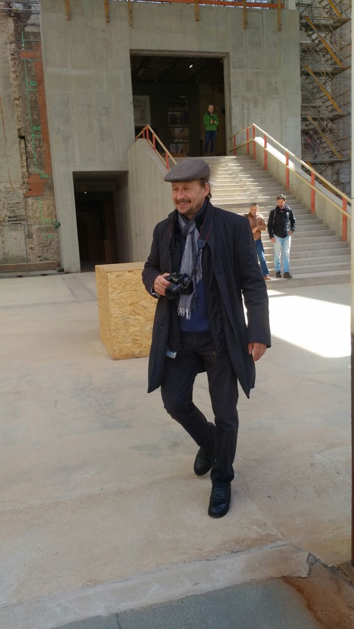 Ralph Schirrwagen beim Richtfest des Bauabschnitts des Pergamonmuseums in Berlin